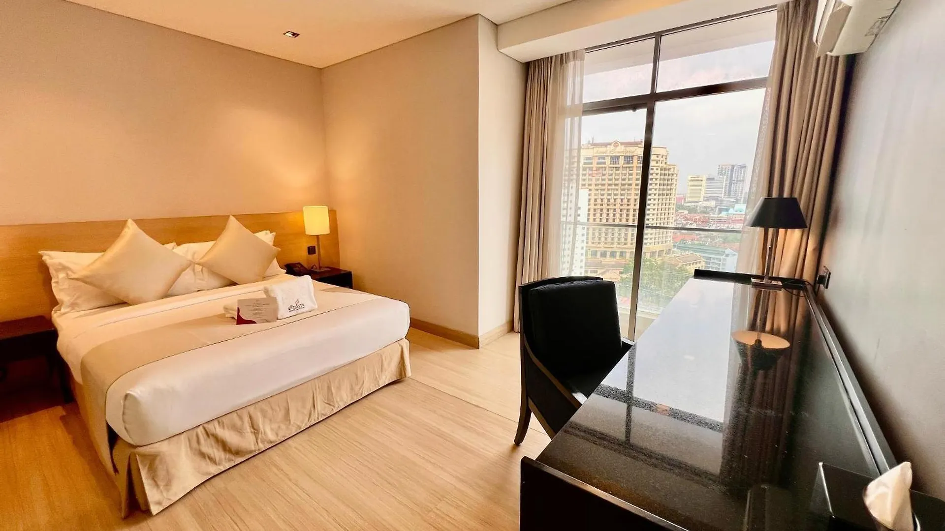 Asia Melaka Hotel Managed By The Straits Hotel & Suites