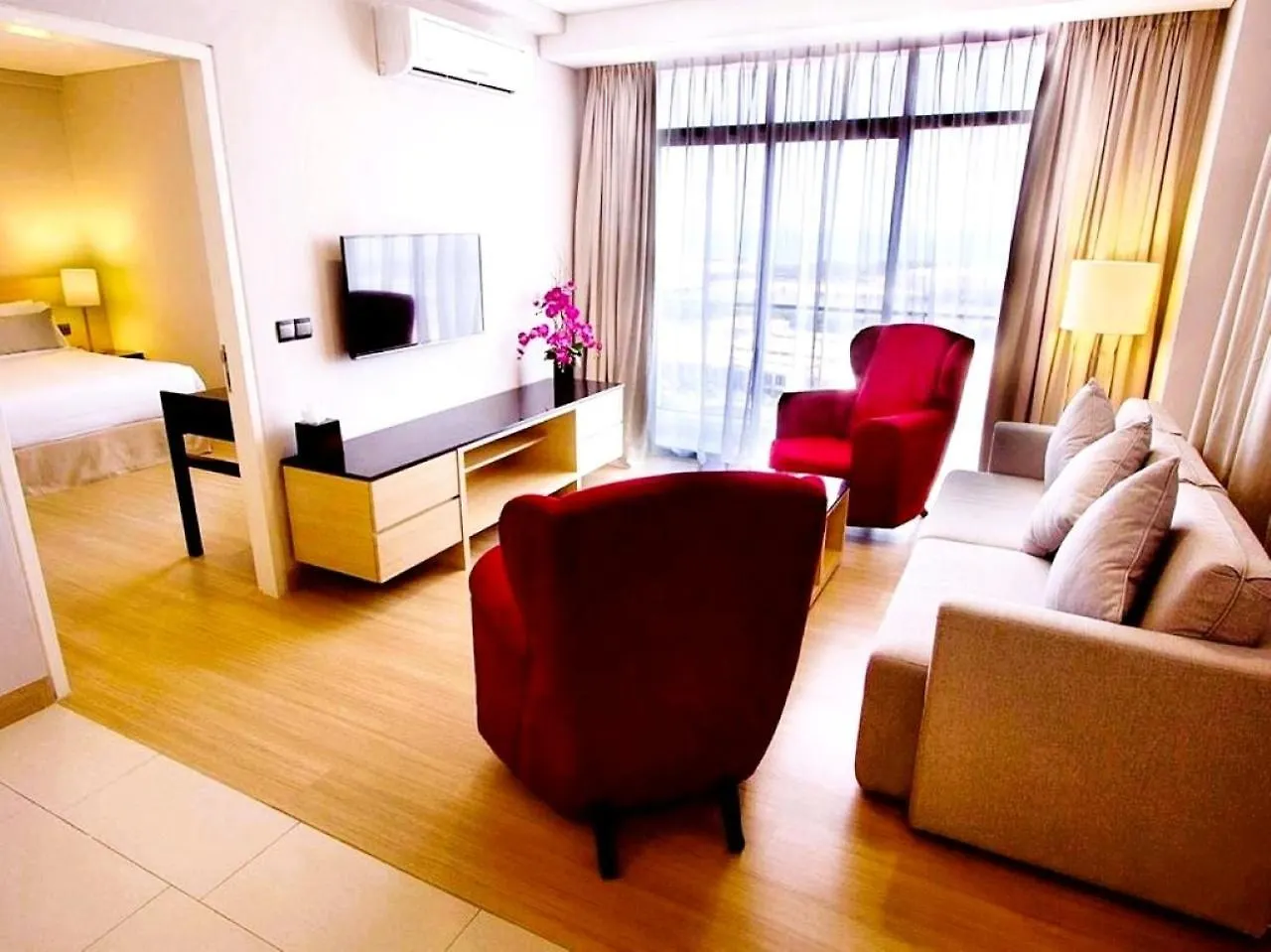 Asia Melaka Hotel Managed By The Straits Hotel & Suites